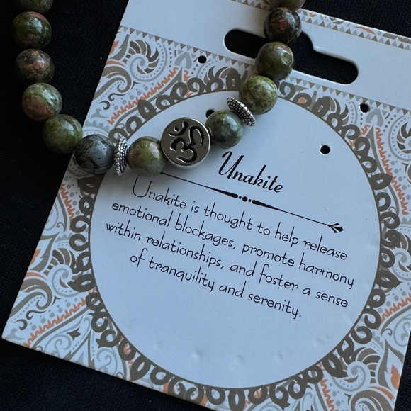 New Healing Stone Unakite Bead Silver Plated OM Symbol Charm Stretch Bracelet - Picture 6 of 6